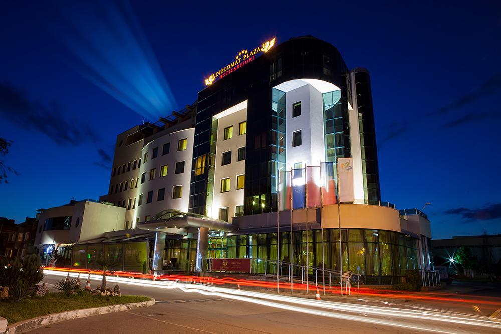 Diplomat Plaza Hotel & Resort Lukovit Ngoại thất bức ảnh