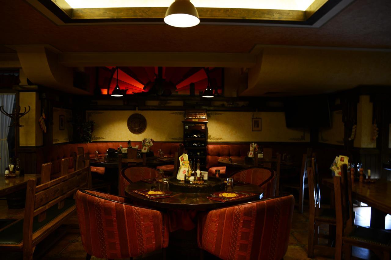Diplomat Plaza Hotel & Resort Lukovit Ngoại thất bức ảnh
