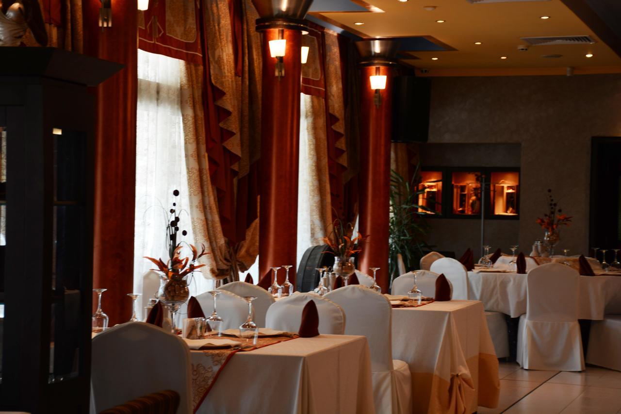 Diplomat Plaza Hotel & Resort Lukovit Ngoại thất bức ảnh